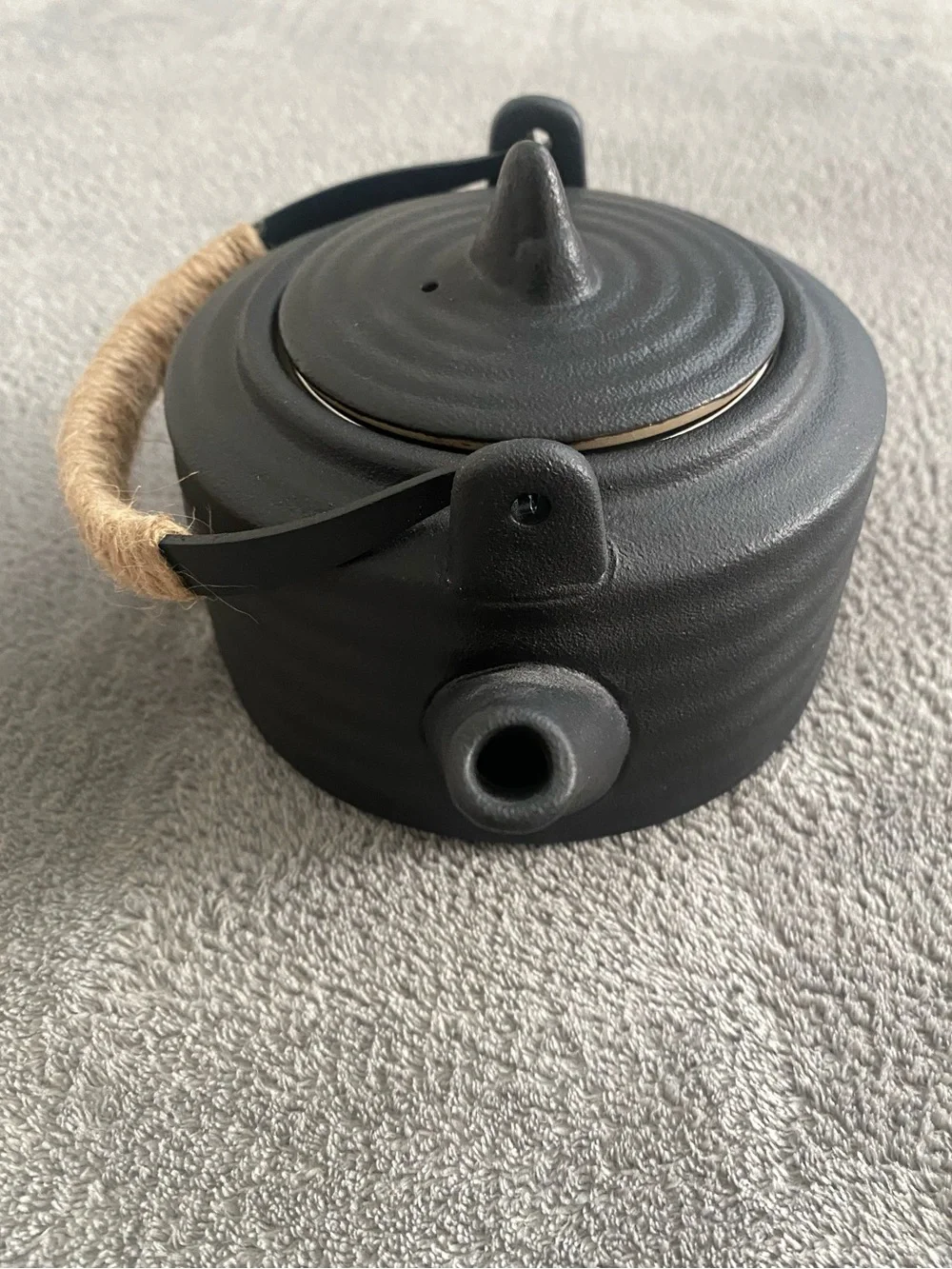 Ceramic Teapot w/ Stainless Steel Infuser